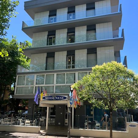 Hotel Modenese Riccione Kültér fotó