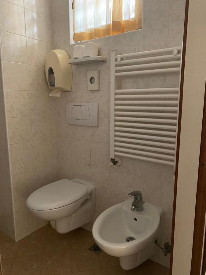 Hotel Modenese Riccione Kültér fotó